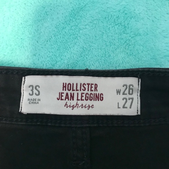 High rise Hollister black jeans - Picture 2 of 3